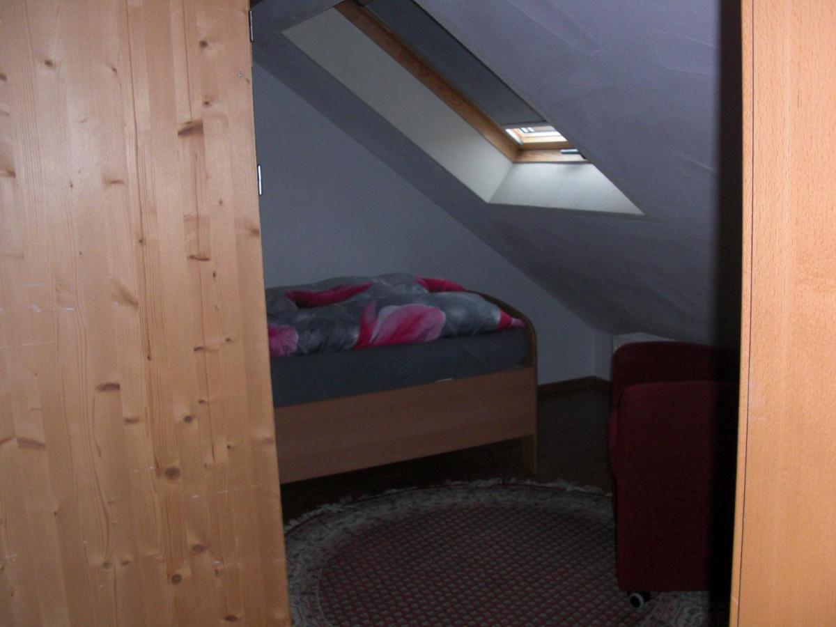 Ferienwohnung Roswitha In Blieskastel Biesingen ภายนอก รูปภาพ